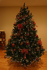 Christmas Tree Red Bows